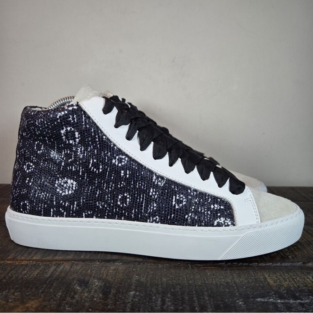 P448 women’s size 38 lace up side zip black and white sneakers Star High Tops